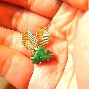 Vintage gold cottagecore screw back earrings